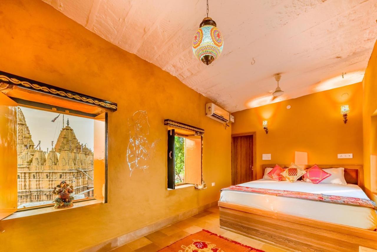 Mud Mirror Guesthouse Джайсалмер Екстериор снимка